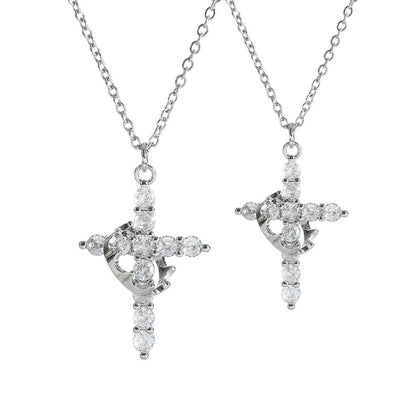 Colar Cruz & Coroa [COMPRE 1 E LEVE 2]