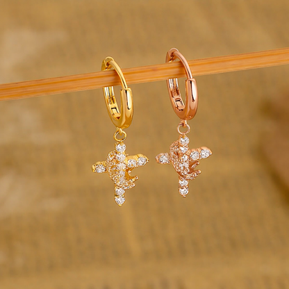 Brinco Cruz & Coroa Banhado a Ouro 18K [COMPRE 1 E LEVE 2]