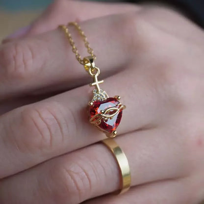 Colar Pingente Feminino Sagrado Coração de Jesus com Zircônia